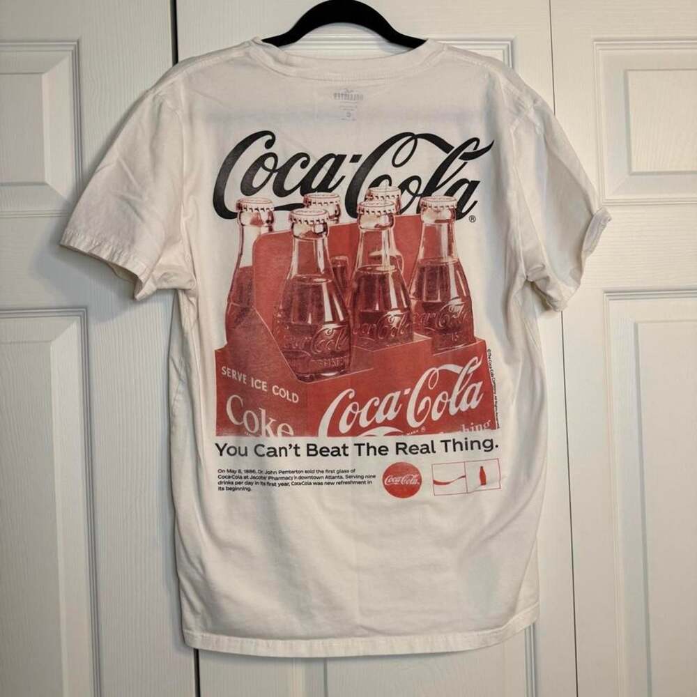 Hollister Coca-Cola Graphic T-Shirt White Medium